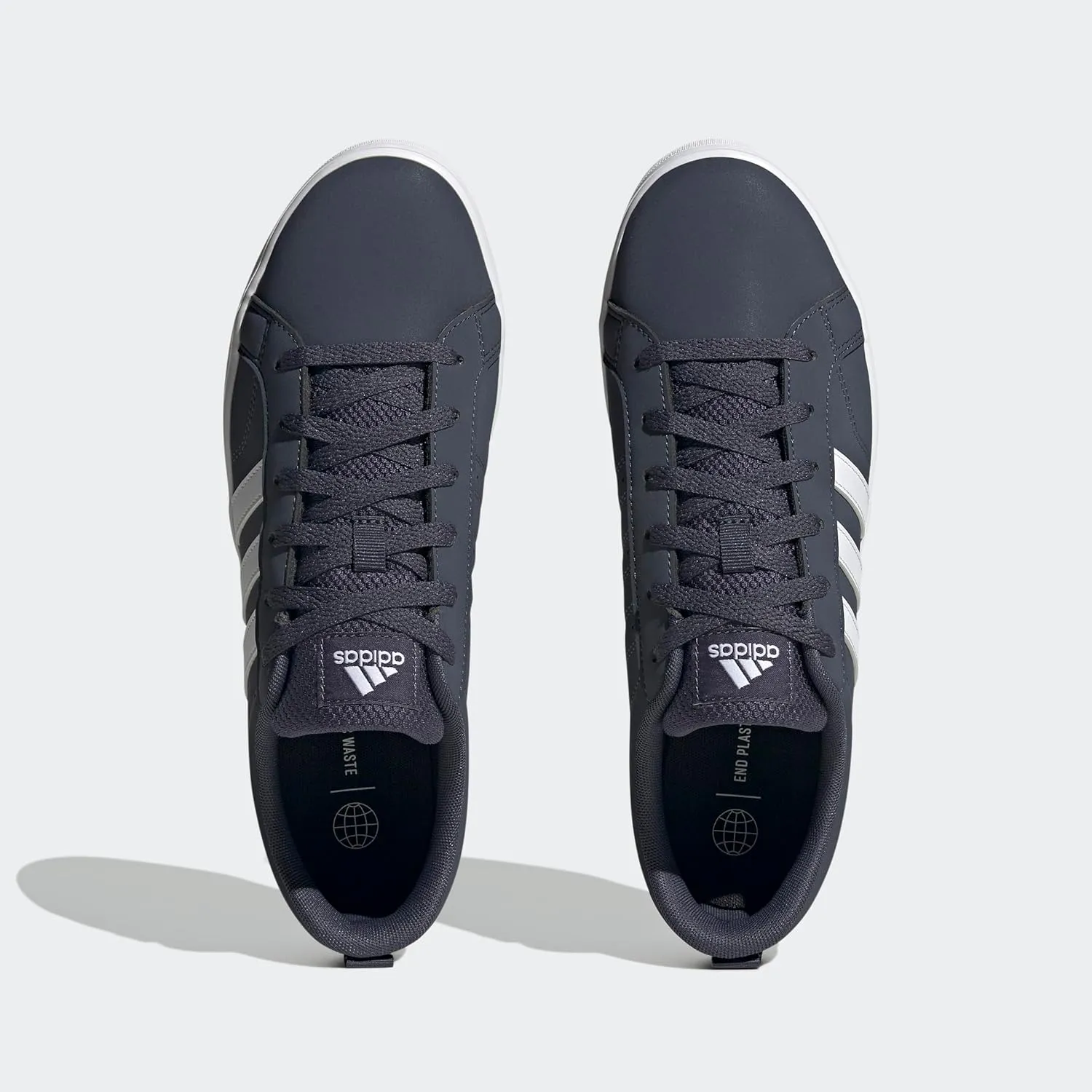 adidas Men's Sneaker