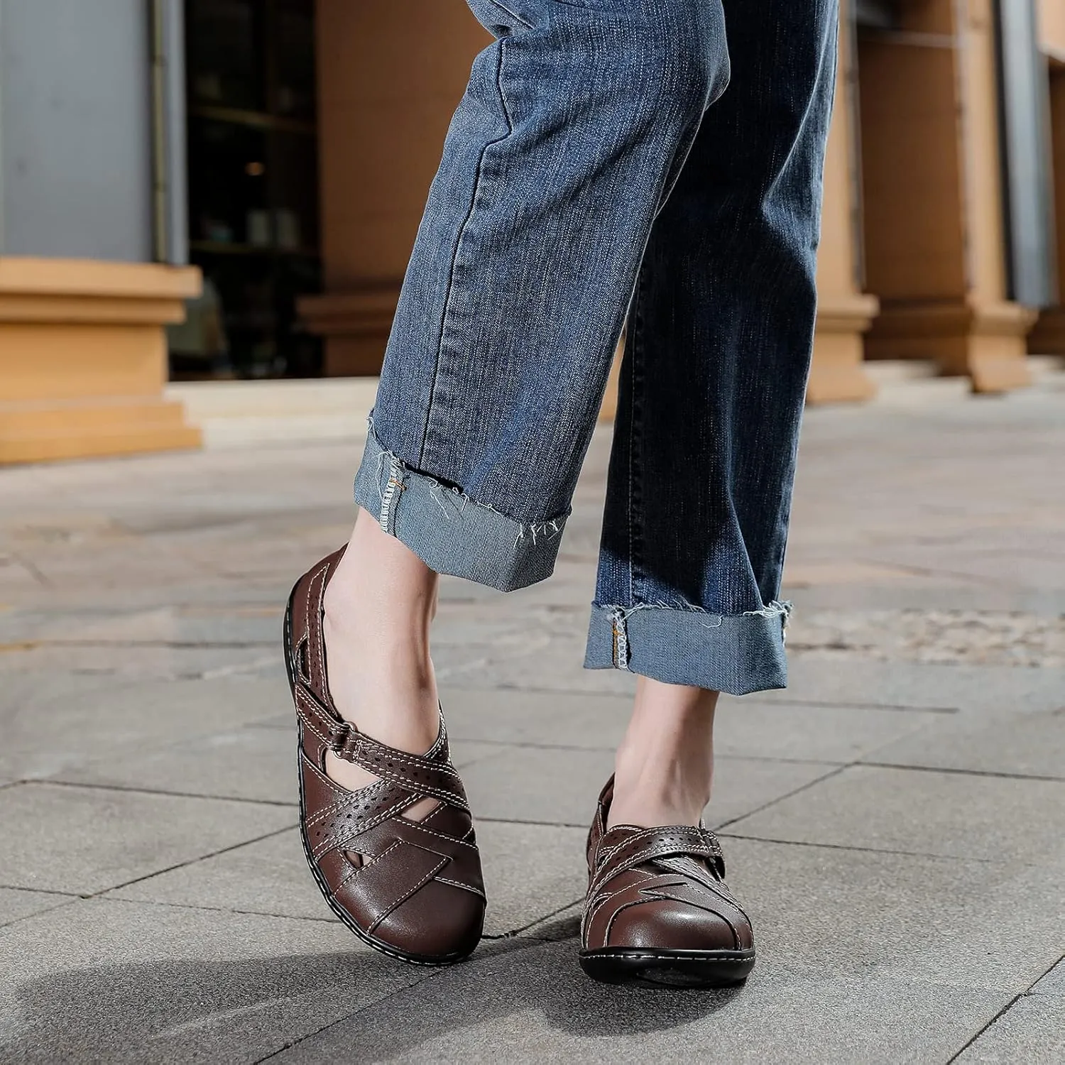 Ahico Women's Classic Leather Loafer Comfort Soft Flats Fashion Casual Leather Sandal Closed Toe Walking Shoes for Daily Working