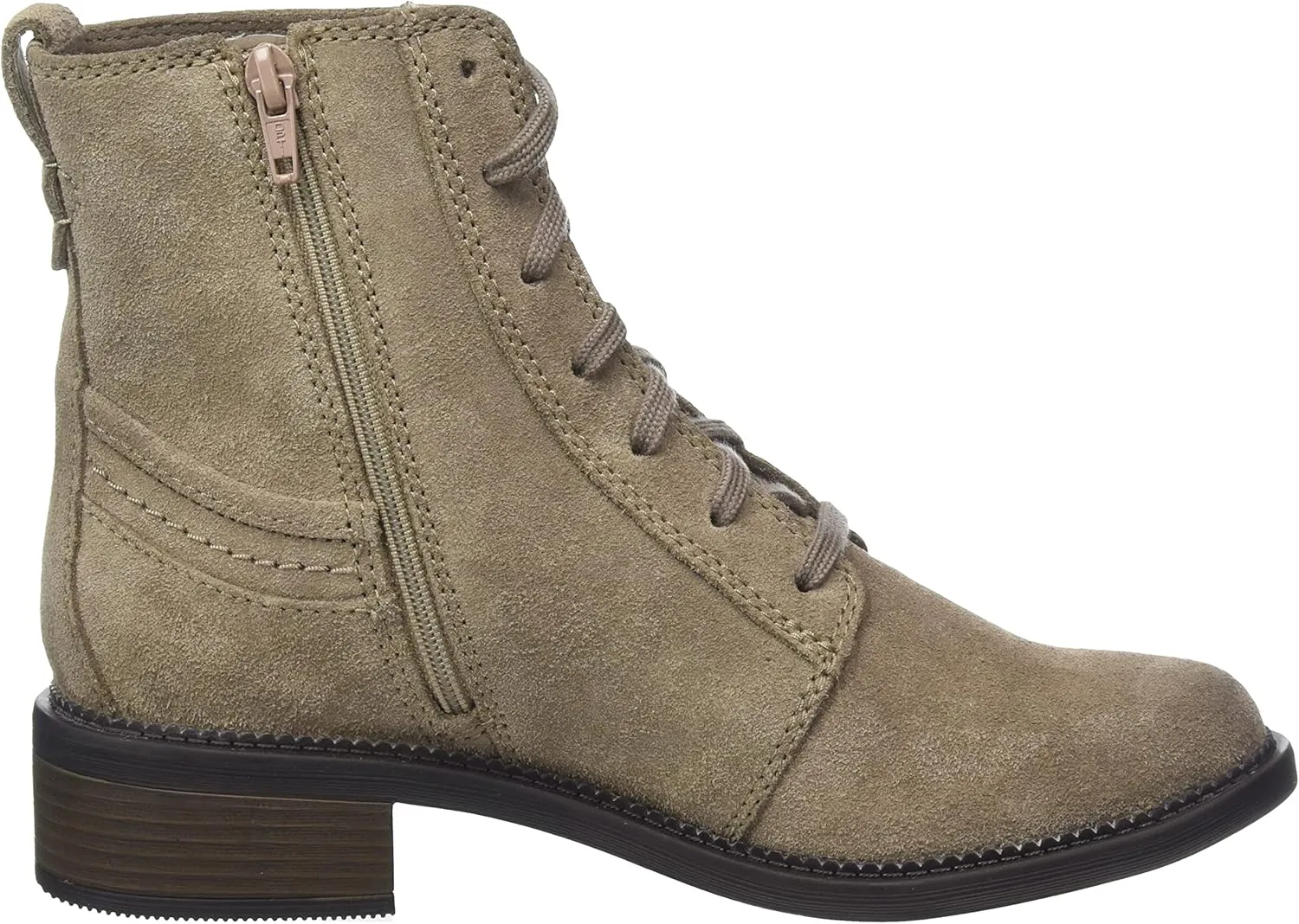 Clarks Women's Classic Boots Fashion
