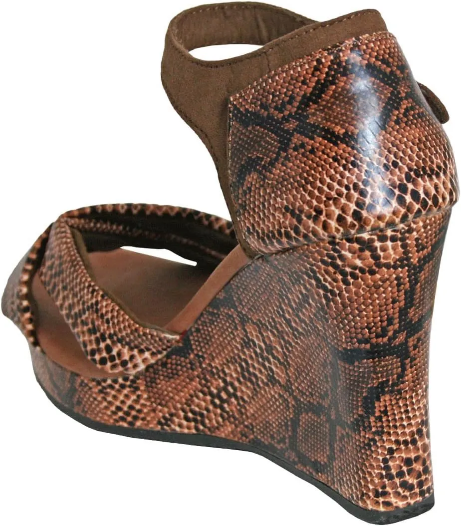DAWGS Women's Kaymann Wedge Sandal Pump