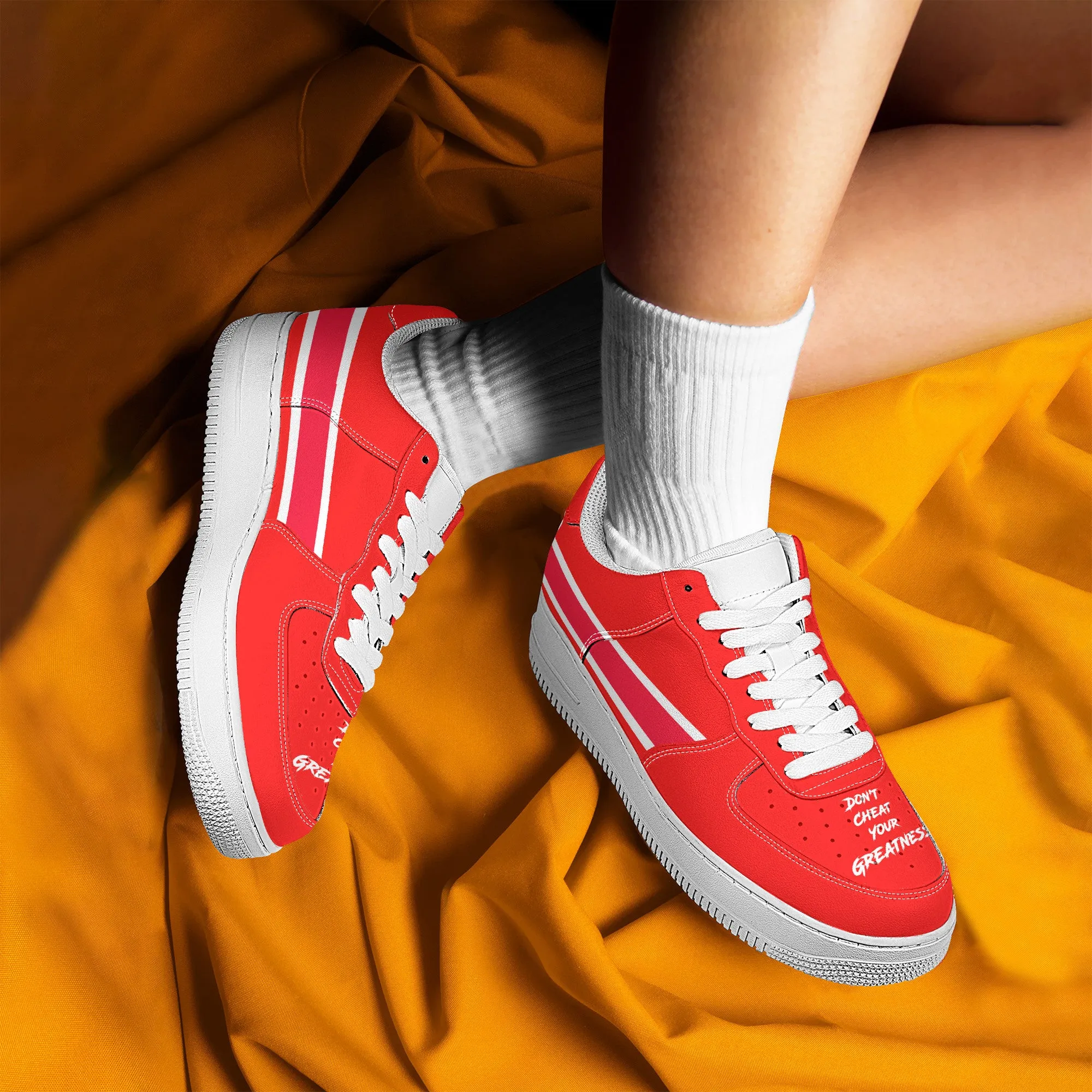 Dont Cheat Your Greatness, Low Top Unisex Sneaker