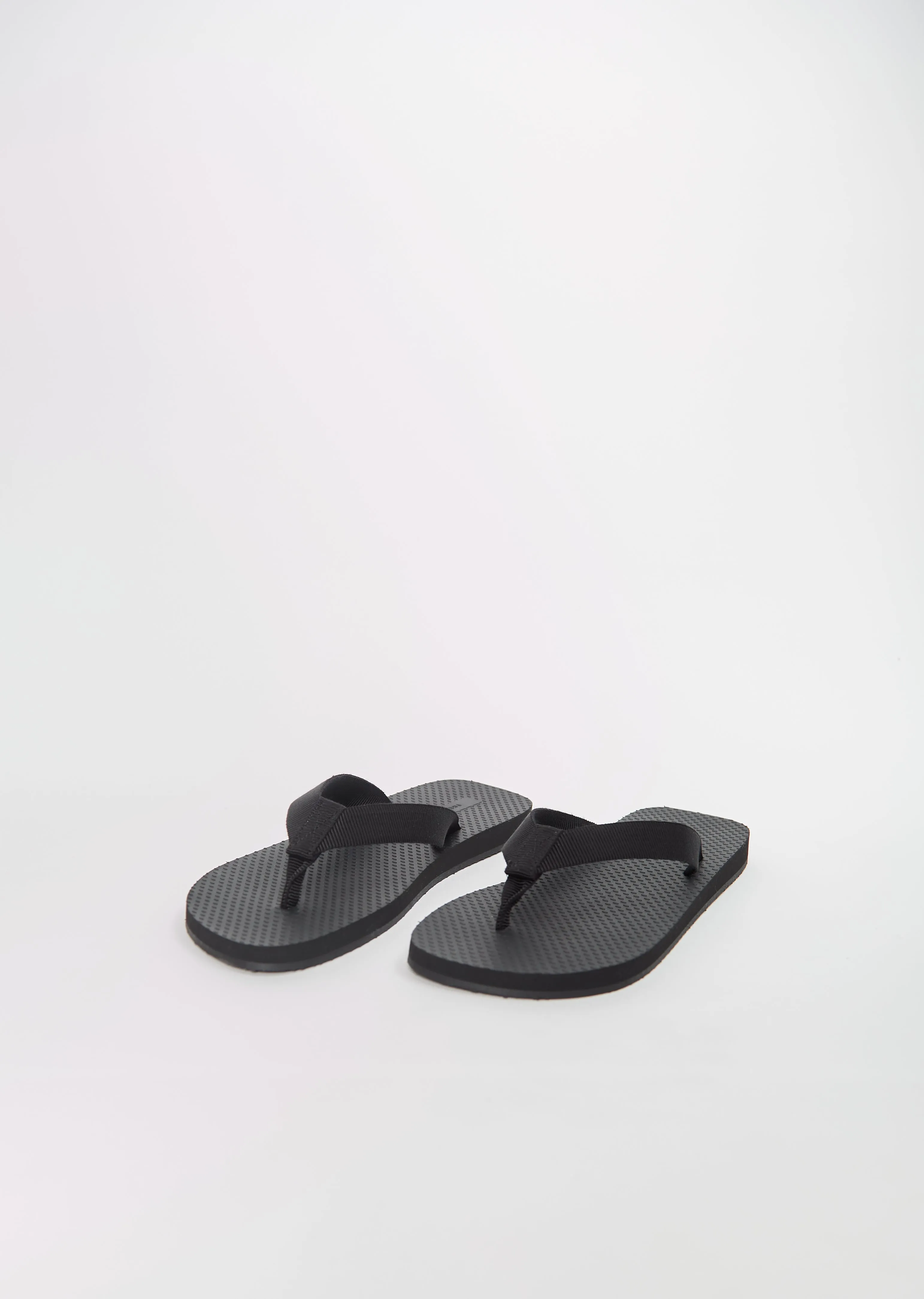 Dune Classic — Black