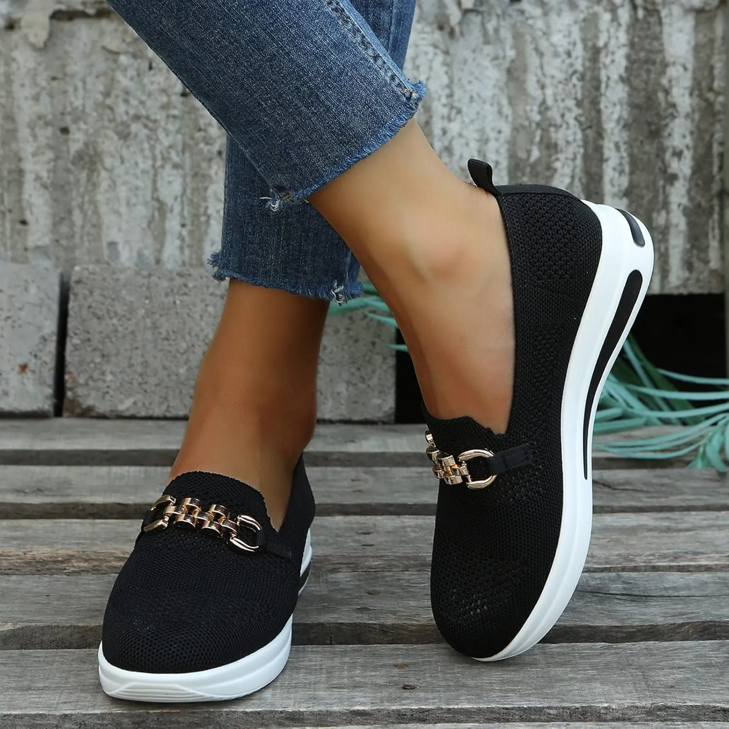 Hbeylia Slip On Loafers for Women Platform Wedge Metal Chain Ballet Flats Round Toe Chunky Bottom Low Top Dress Shoes for Women Ladies Vacation Work Nurse