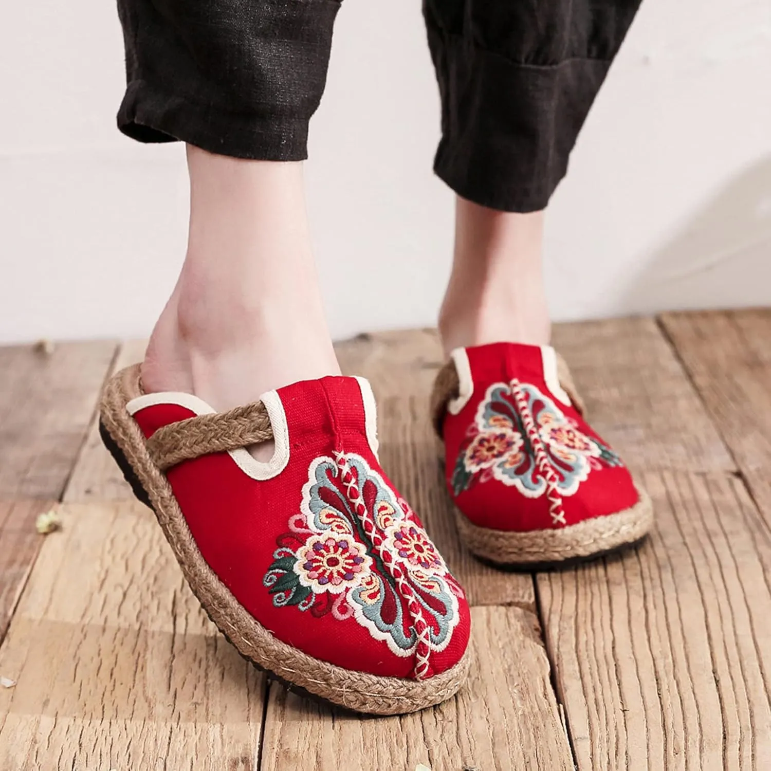 Hee grand Women's Embroidered Espadrilles Slip On Mule Slippers Ethnic Style Cotton and Linen Flats Retro Chinese Style