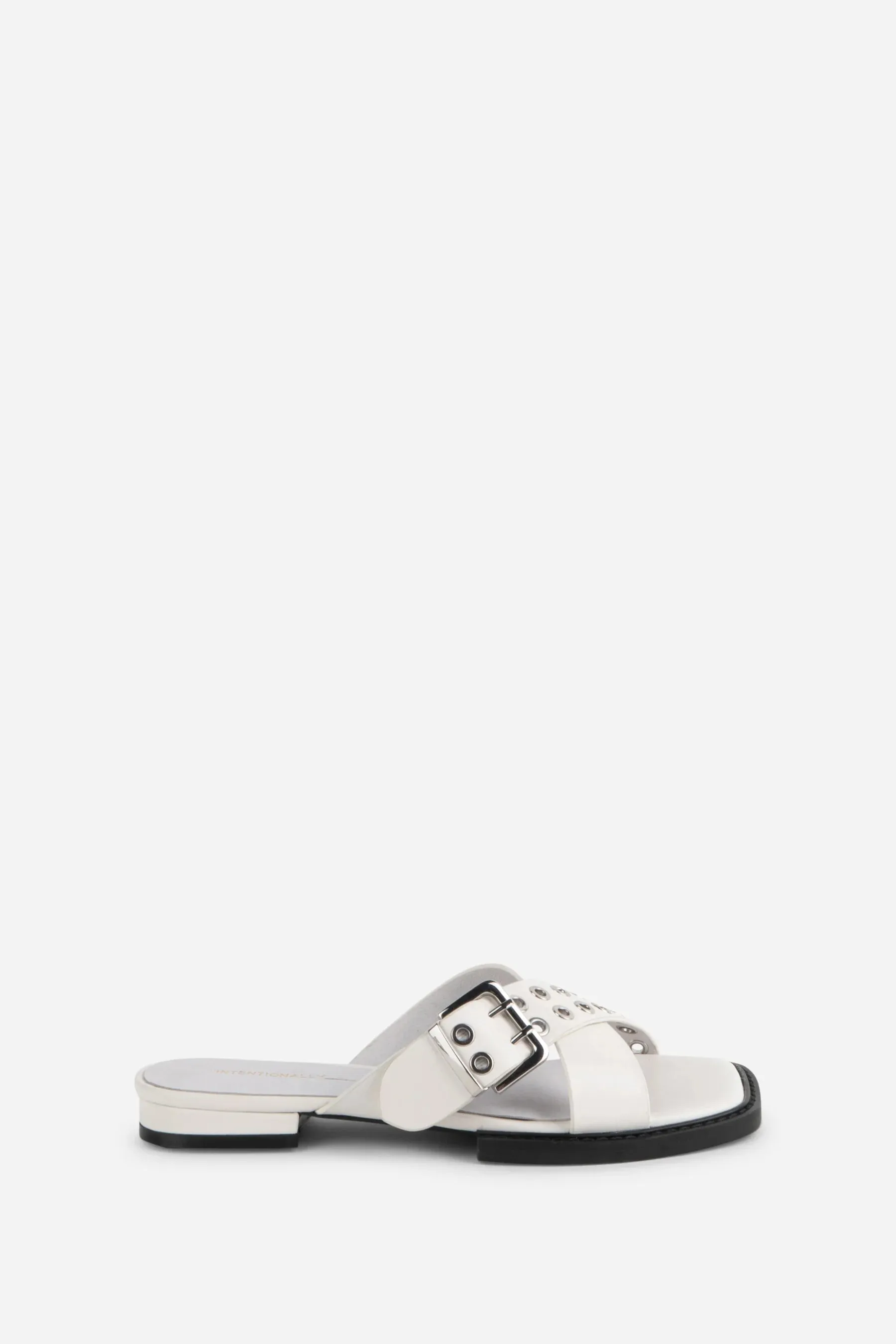 INTENTIONALLY BLANK CLIPZ STUDDED SLIDE WHITE
