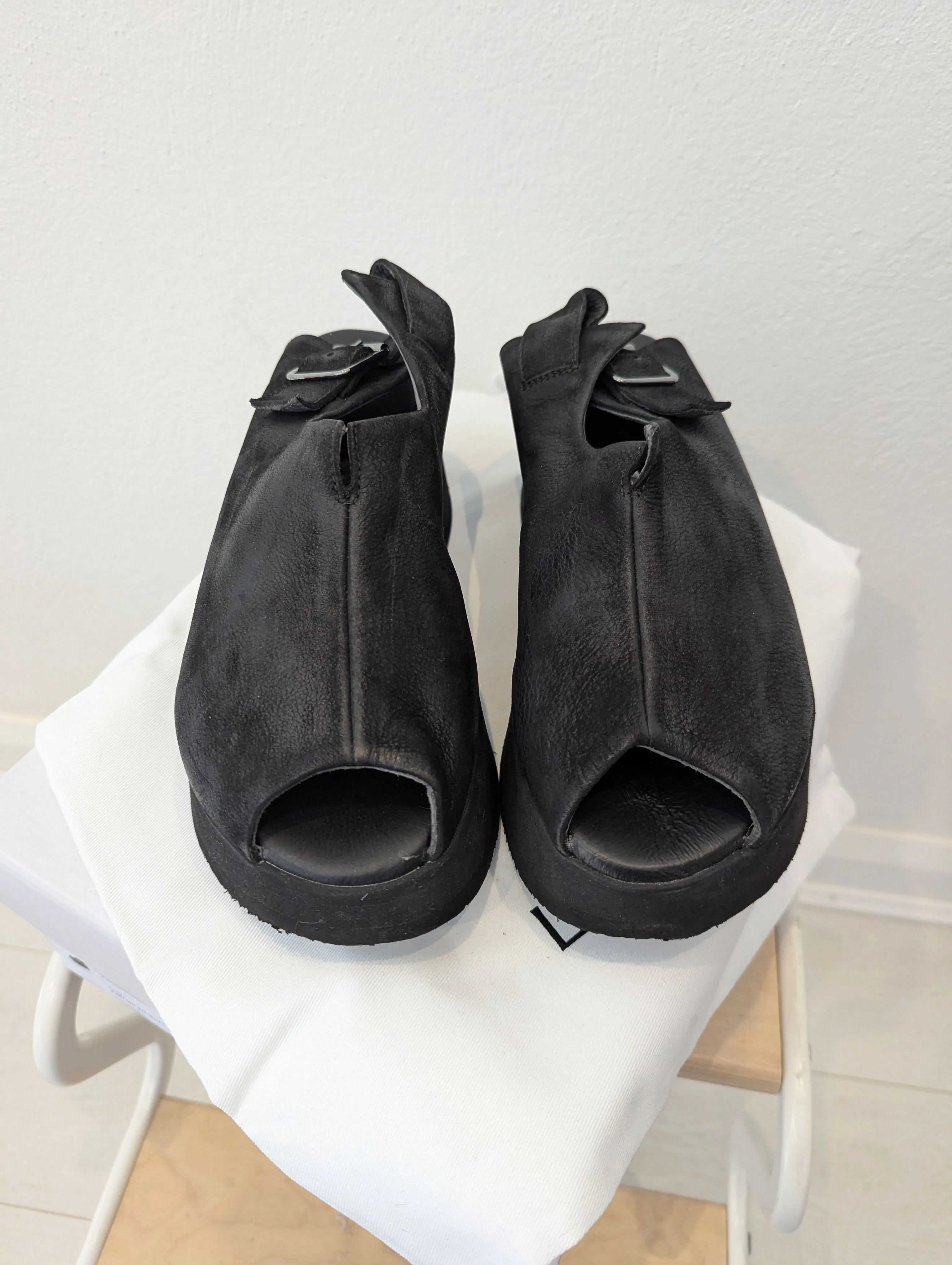 Lofina Black Sandals 5 RRP £279