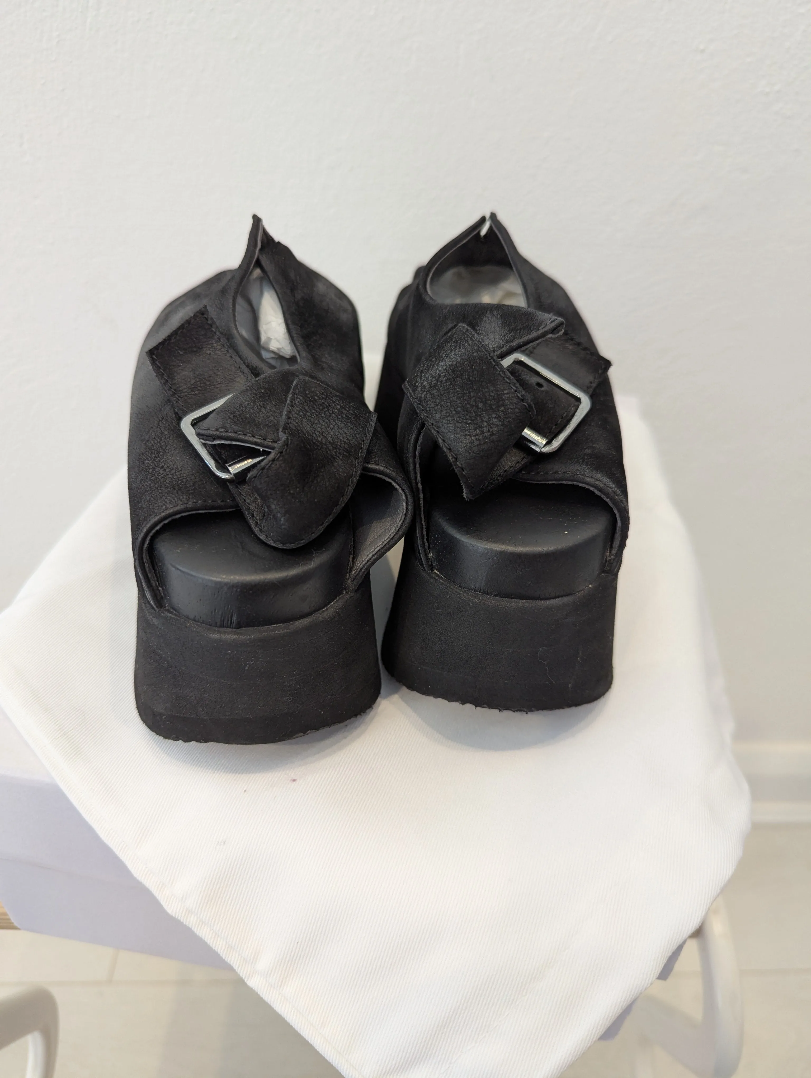 Lofina Black Sandals 5 RRP £279