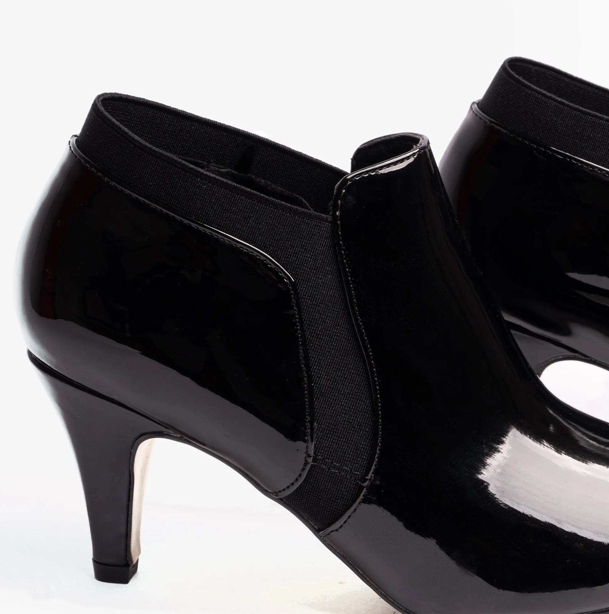 Lotus KRISTINA Womens Shoes Black Patent