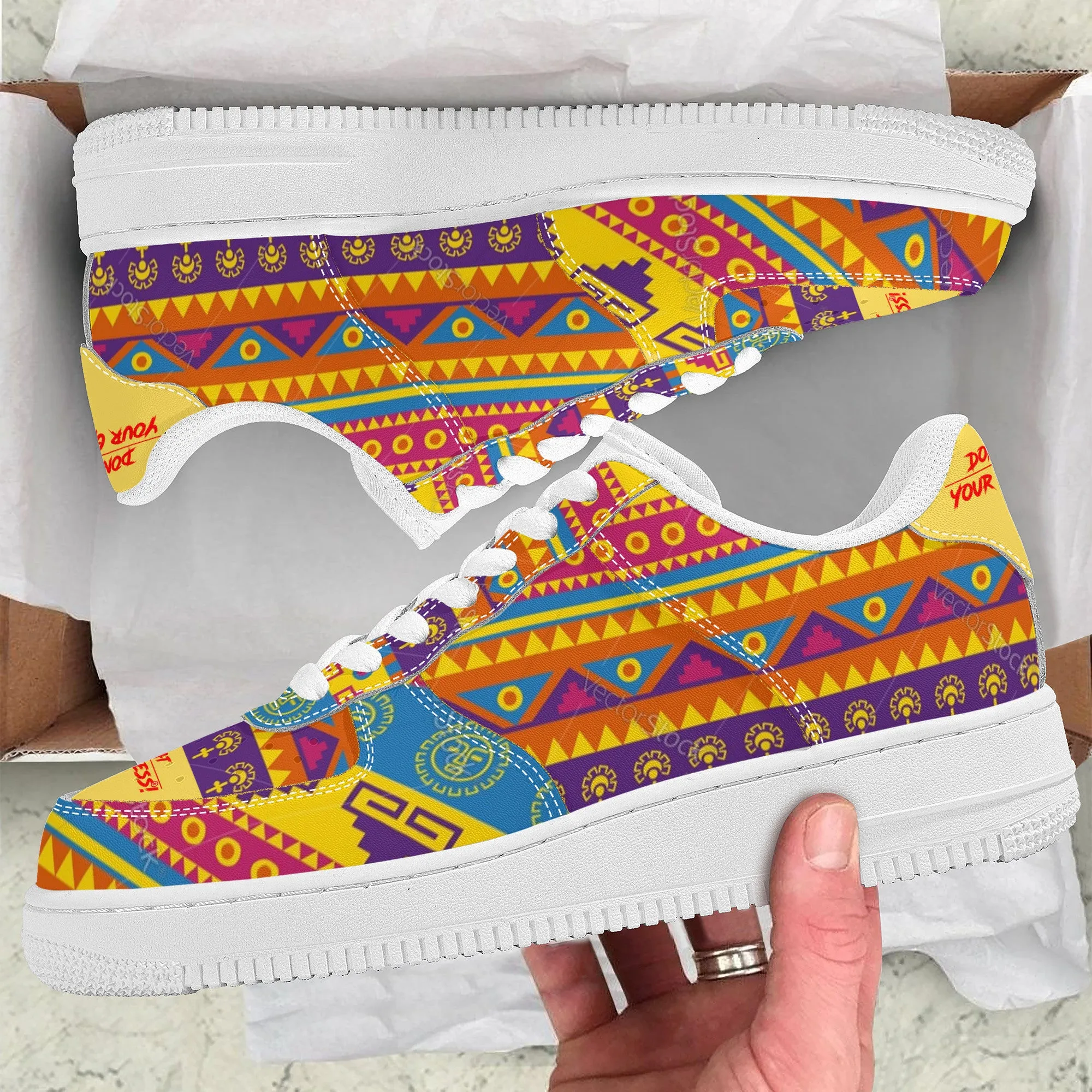 Low Top Unisex Sneaker