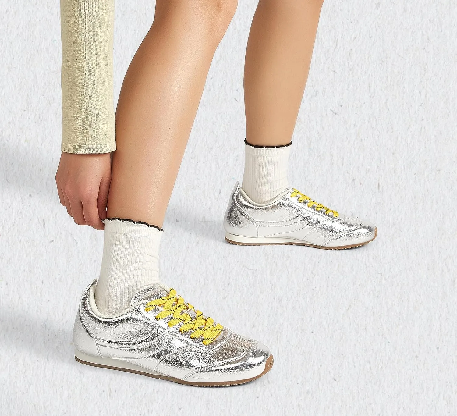 LUCKY STEP Women's Fashion Sneakers Low Profile Trending Lightweight Comfortable Casual Walking Workout Retro Athletic Low Top Tennis Shoes