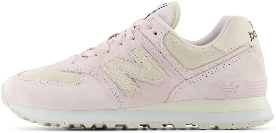 New Balance Women's 574 V2 Evolved Sneaker