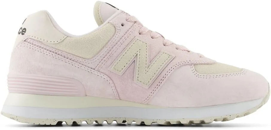 New Balance Women's 574 V2 Evolved Sneaker