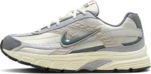 Nike Men's Sportswear Running Shoe