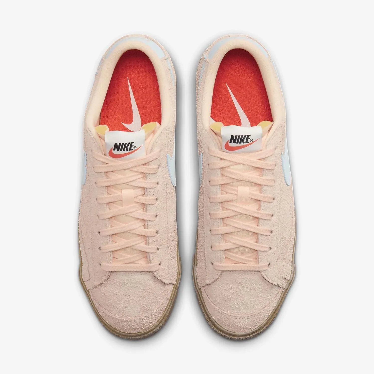 Nike Women's Blazer Low '77 VNTG Sneaker