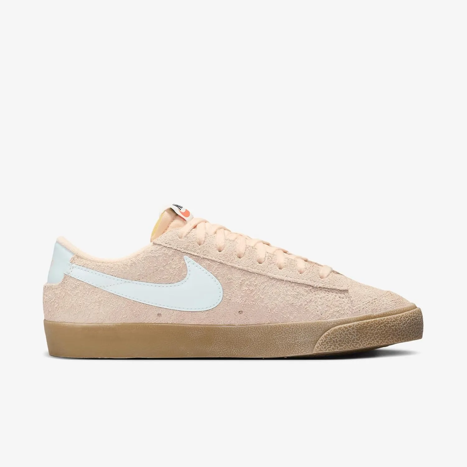 Nike Women's Blazer Low '77 VNTG Sneaker