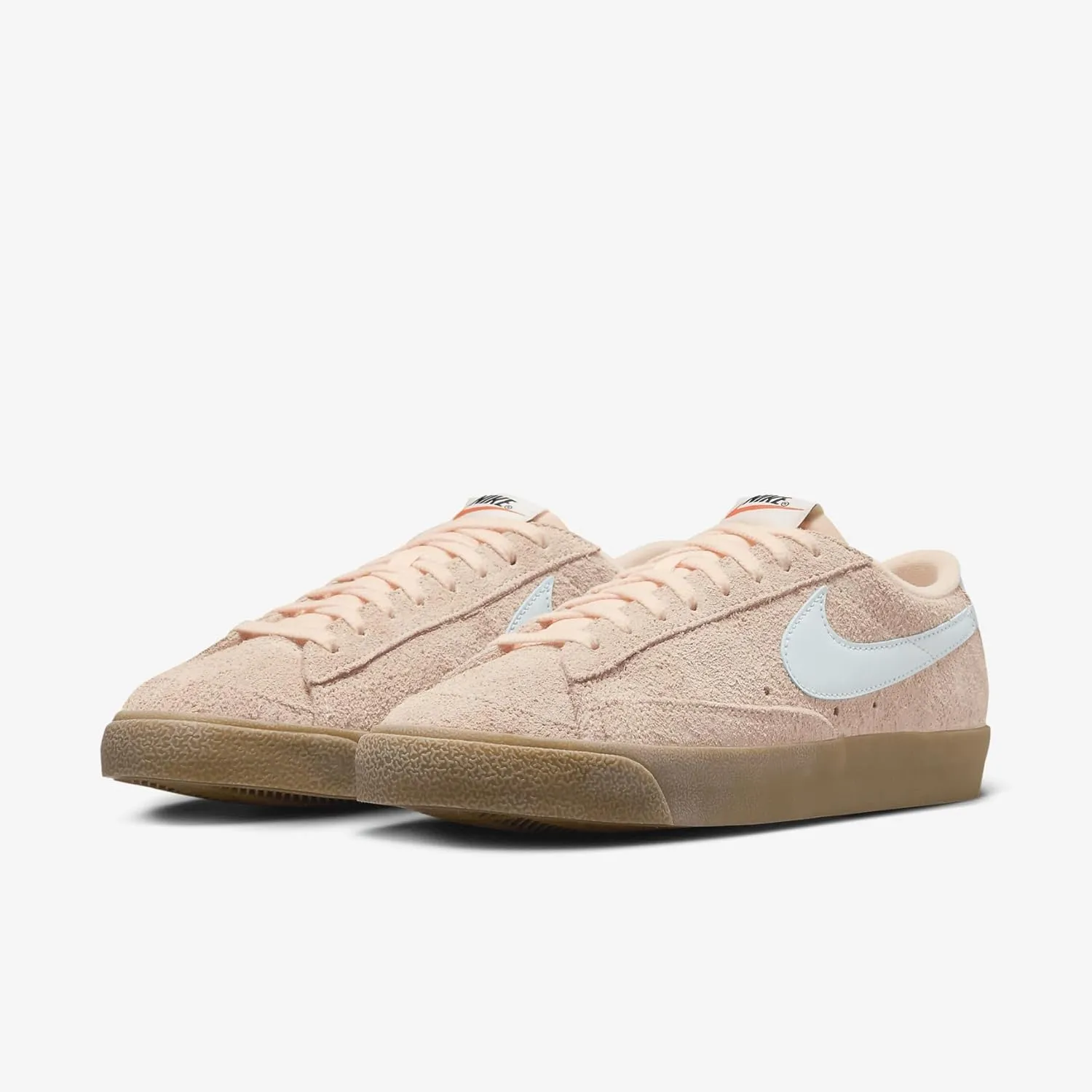 Nike Women's Blazer Low '77 VNTG Sneaker
