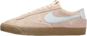 Nike Women's Blazer Low '77 VNTG Sneaker