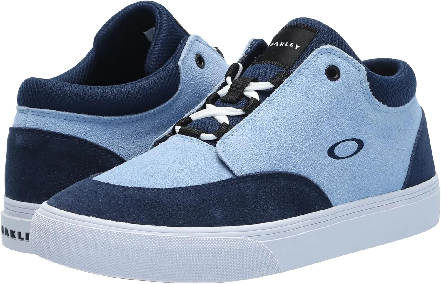 Oakley Men's Banks Low Sneaker