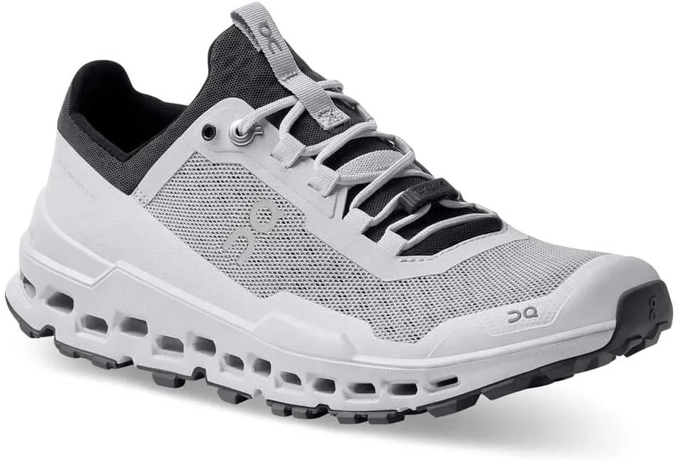 On Women's Low-Top Sneaker