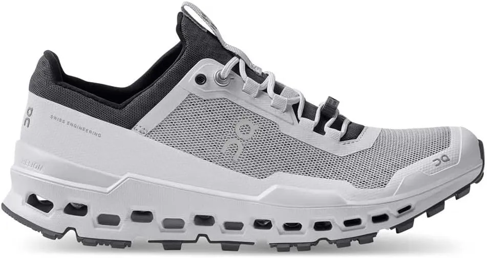 On Women's Low-Top Sneaker