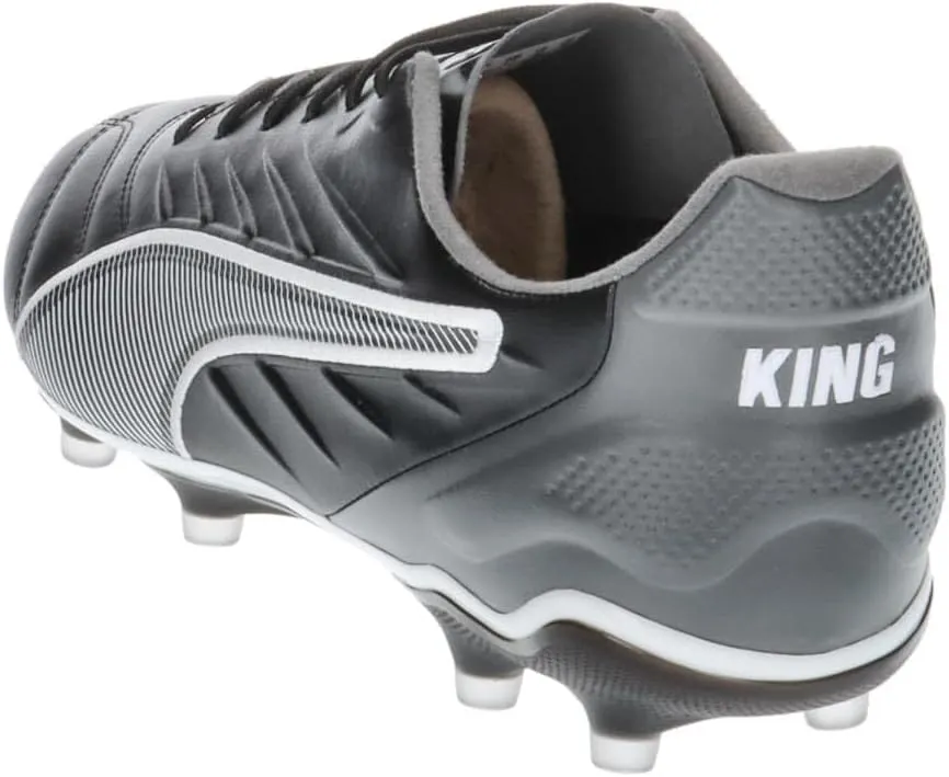 PUMA Men's Football Soccer Shoe