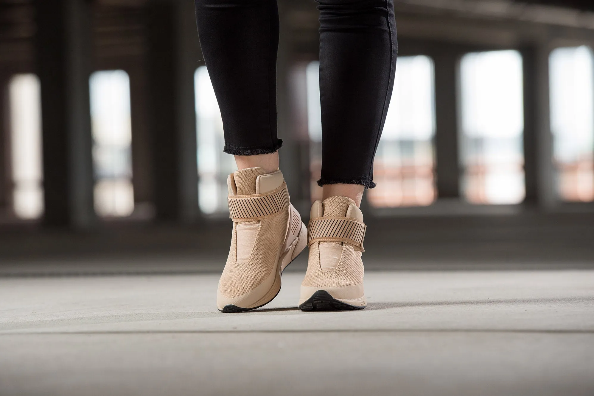 Pythron S-E15 Warm Sand - Women