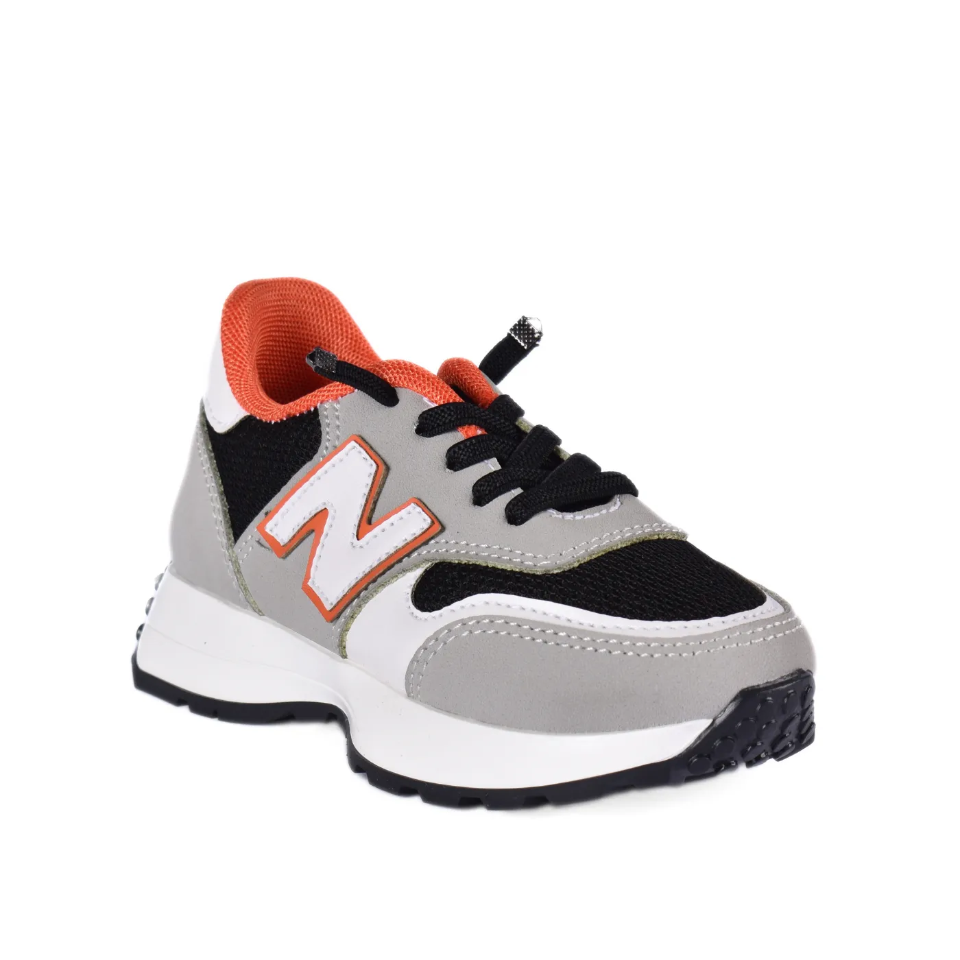 Simple sneakers kids