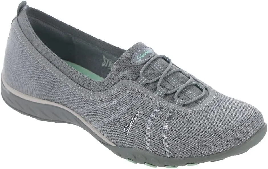 Skechers Women's Breathe Easy-Simple Pleasure Sneaker