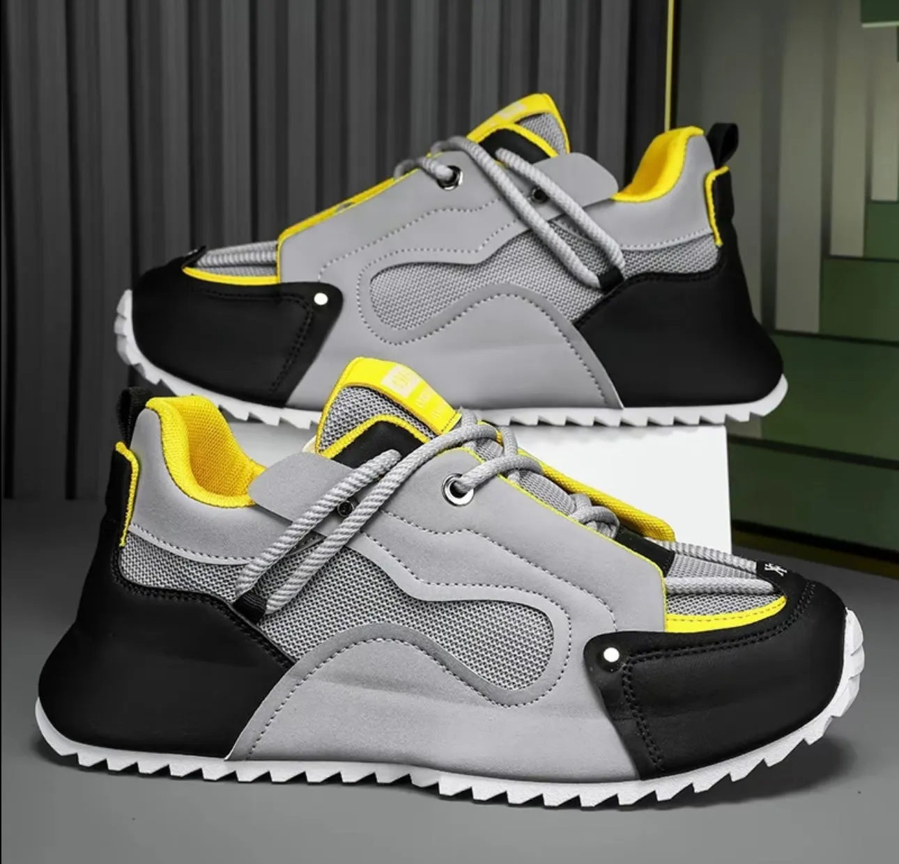 Sporty shoe Men's fashionable skateboarding shoes, casual, breathable, lightweight, comfortable, sports shoes, thick soled, wear-resistant, anti slip, sweat proof, fitness training shoes