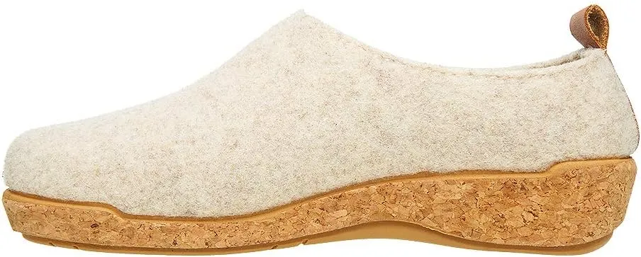 Taos Footwear Women's Wonderwool Clog