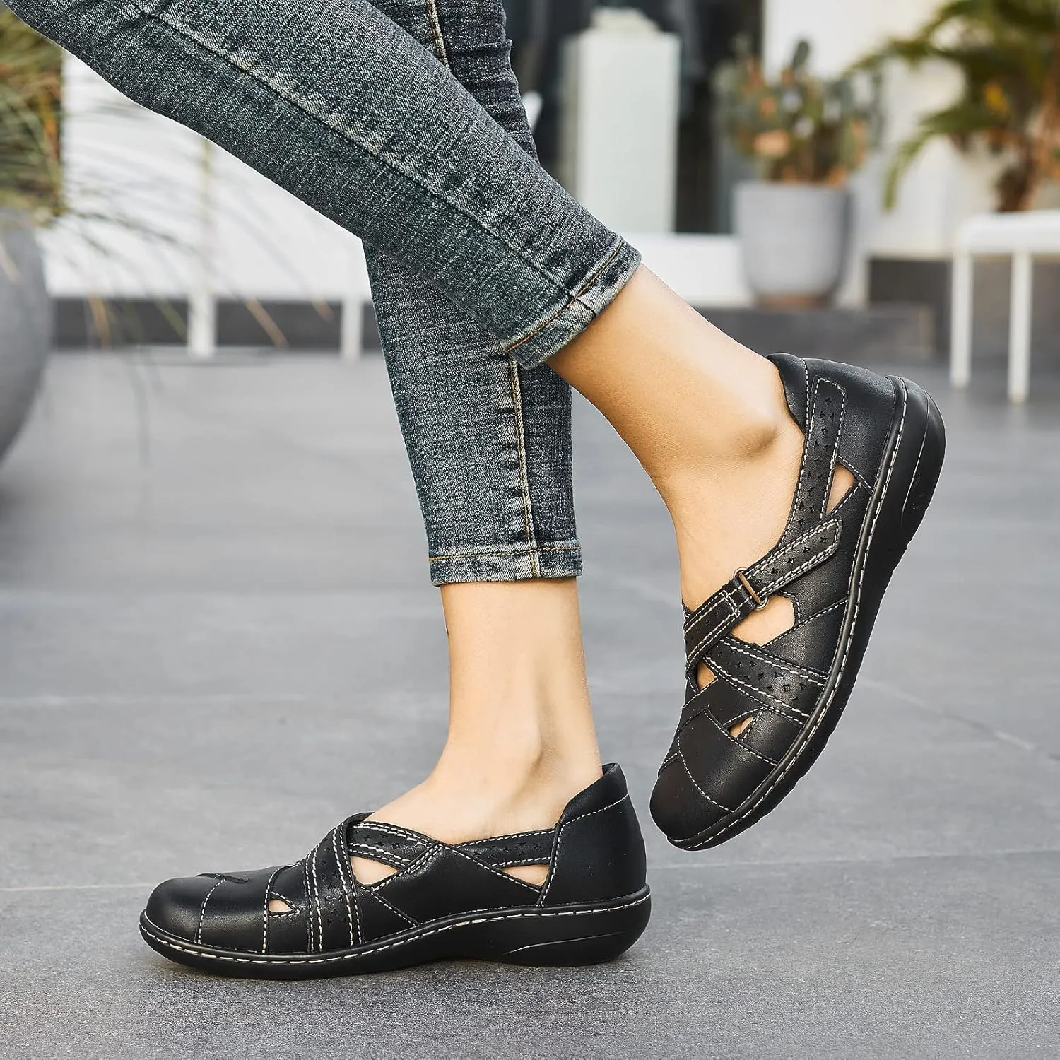 TERRIKAT Women's Casual Loafers Cute Slip On Comfort Walking Flats Leather Driving Moccasins Fashion Closed Toe Boat Shoes