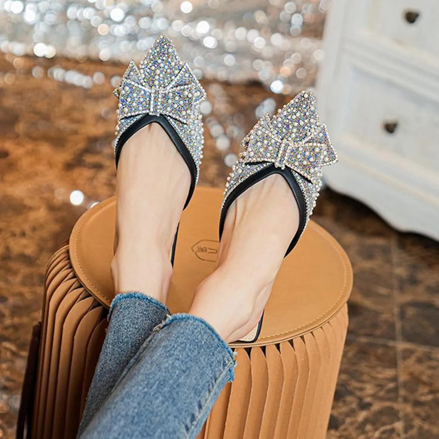 Women's Pointed Toe Mules Slip On Pearl Rhinestones Fashion Comfortable Backless Slides Dress Flats