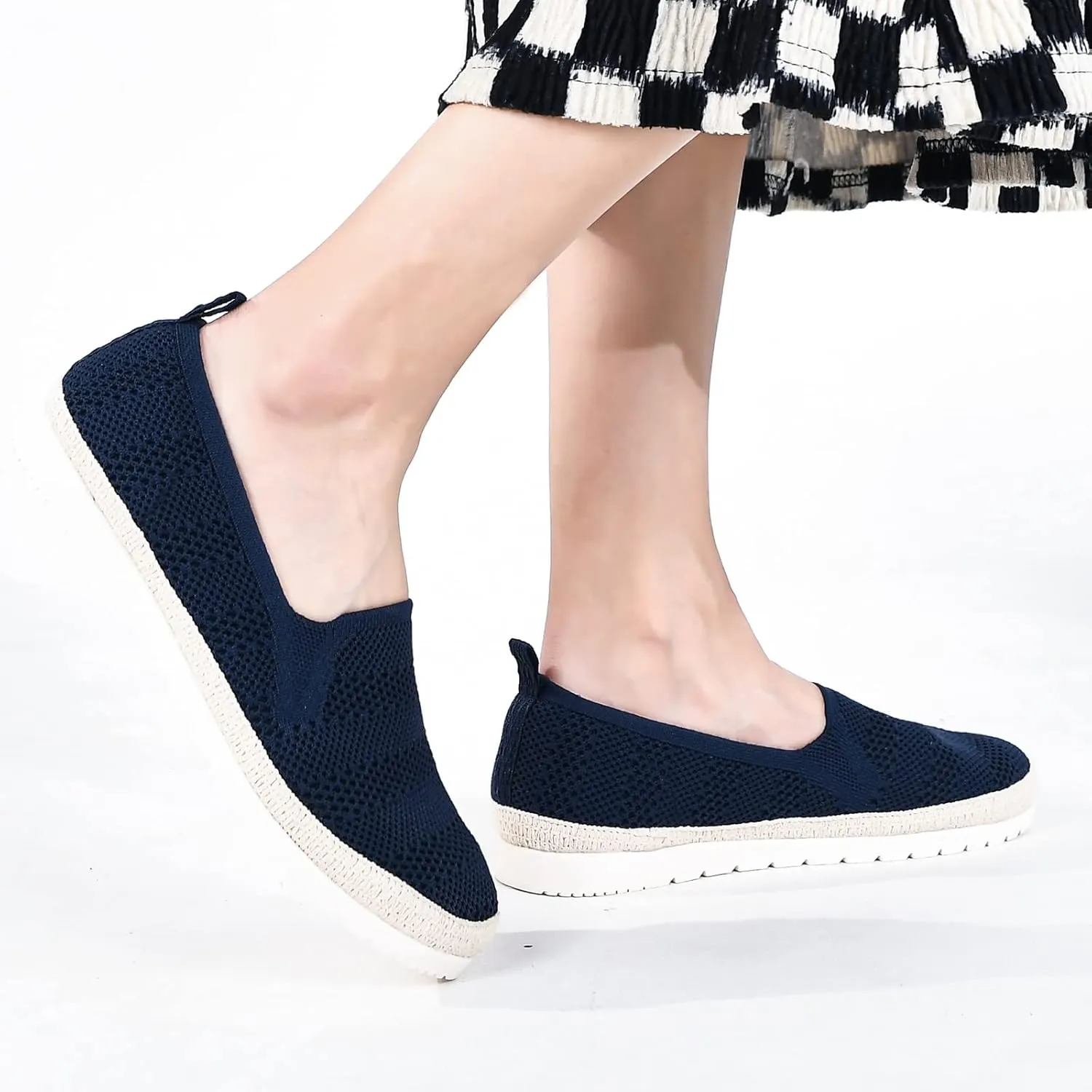 Women's Slip on Loafer Shoes Casual Walking Shoes Comfortable Knit Hands Free Slip ins Sneakers with Arch Support Fashion Work Nurse Flats