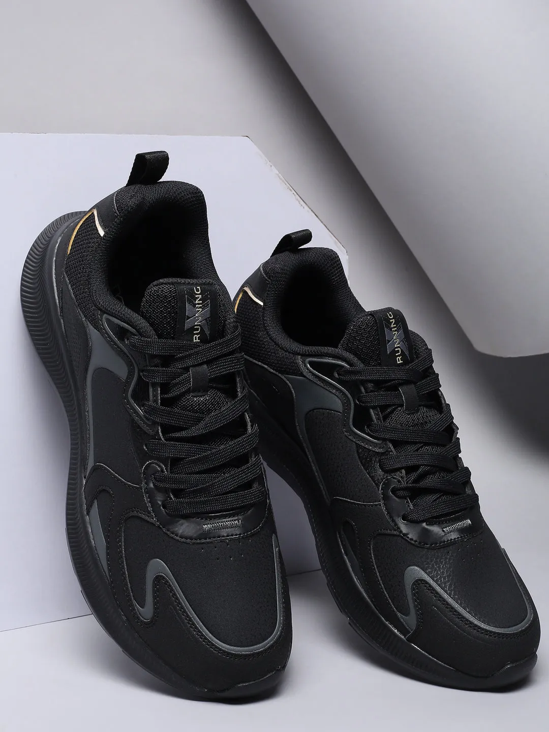 Xtep Lightweight Running Shoes